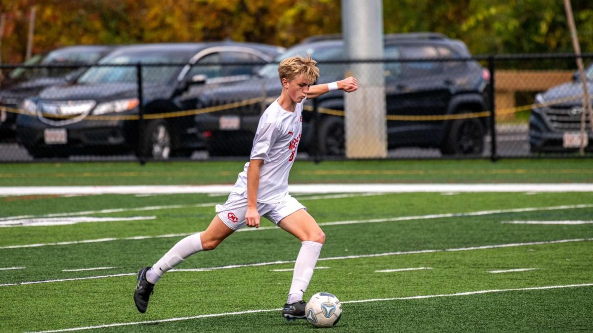 Jack Fiedler making a pass.