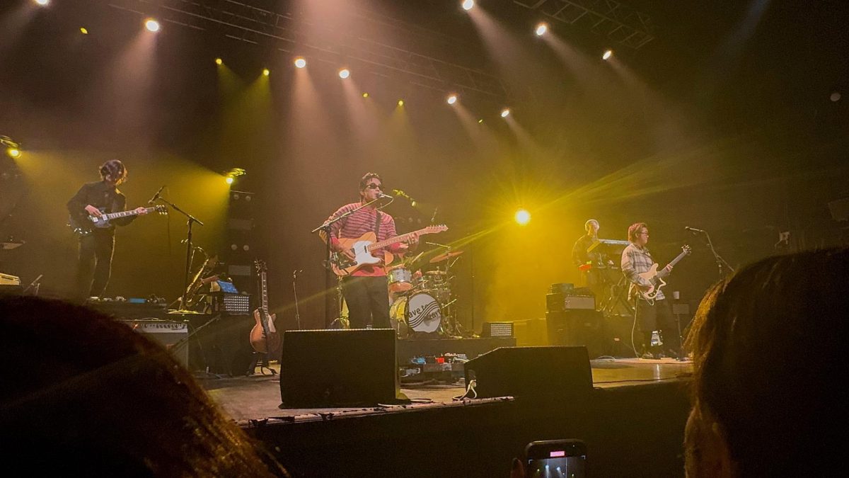 Wave to Earth performing at The House of Blues in Boston