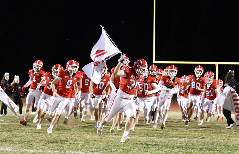 Chieftains' Chas Kelly leading Masco into battle 