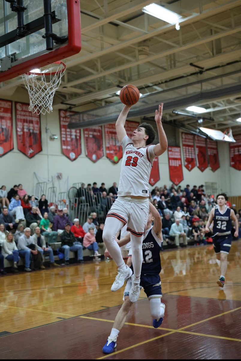 Masco's Vella with the dunk