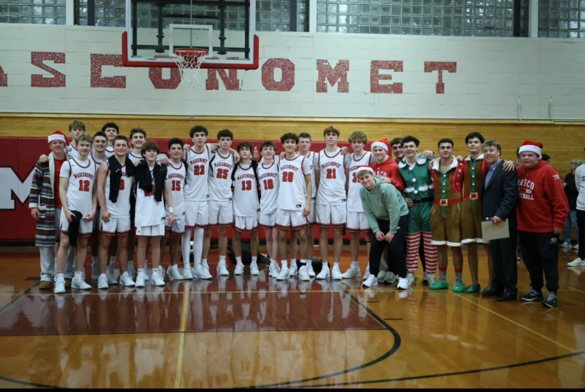 BOYS' BASKETBALL STAYS UNDEFEATED IN THE NEC AFTER DANVERS WIN